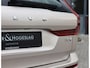 Volvo XC60 T8 AWD Ultra Dark | Direct rijden! - Trekhaak - Pano