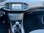 Peugeot 308 1.2 PureTech Blue Lion | Panoramadak | Cruise Control | Climate Control | Distributieriem vervangen