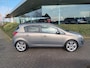 Opel Corsa 1.4-16V Cosmo, Airco, Cruise-Control, 17" Lichtmetalen velgen etc. incl. 12 MAANDEN BOVAGGARANTIE