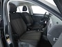 Volkswagen T-Roc 1.0 TSI 110 PK Style Business | Navigatie Via Smartphone | Stoel & Stuurwielverwarming | Trekhaak | Adaptieve Cruise Control |