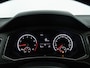 Volkswagen T-Roc 1.0 TSI 110 PK Style Business | Navigatie Via Smartphone | Stoel & Stuurwielverwarming | Trekhaak | Adaptieve Cruise Control |