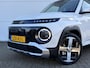 Hyundai Inster Evolve Sky 49 kWh /Winter & Tech Pack /Apple Carplay & Android Auto / Adaptieve Cruise control/ Airco Climate Control / Navigatie / 3-fase laden