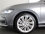 Skoda Superb Combi 1.5 TSI MHEV Business Edition 150 pk DSG | Verlengde garantie | Navigatie | Panoramadak | Parkeersensoren | 360° Camera  | Matrix LED koplampen | Stoelverwarming | voorstoelen met massagefunctie en geventileerd