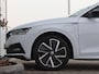 Skoda Octavia Combi 1.4 TSI 204 pk DSG iV PHEV Sportline Business | Navigatie | LED | ACC | Smartlink | Camera | Moon White | Stoelverwarming | Head Up |
