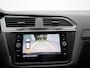 Volkswagen Tiguan 1.5 TSI R-Line Business+ automaat | Apple carplay | Navigatie | Achteruitrij camera | Parkeersensoren voor en achter | Warmtewerende voorruit| Cruise control adaptief |