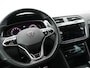 Volkswagen Tiguan 1.5 TSI R-Line Business+ automaat | Apple carplay | Navigatie | Achteruitrij camera | Parkeersensoren voor en achter | Warmtewerende voorruit| Cruise control adaptief |
