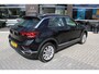 Volkswagen T-Roc 1.5 TSI Sport | AUTOMAAT | Navigatie | Adaptieve Cruise Control | Bluetooth | Climate Control | | Airco (automatisch) | Audioinstallatie met CD-speler | Bluetooth telefoonvoorbereiding