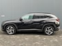 Hyundai Tucson 1.6 T-GDI 265pk PHEV Premium 4WD (299,- p/m Demo Deal!) | Leder | Carplay | Climate | Keyless | Navigatie | Elek. Klep | Full - Led | 360 Camera | KRELL Audio | Elek. Stoelen | 19" Lichtmetaal | Winterpakket | Stoelventilatie | Dodehoek Detectie