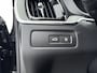 Volvo XC60 T6 Plug-in hybrid AWD Plus Black Edition | Trekhaak | Panoramadak | Stoel / Stuurverwarming | PDC + Camera | Keyless Entry / Start | Elektrische Achterklep |