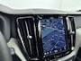 Volvo XC60 T6 Plug-in hybrid AWD Plus Black Edition | Trekhaak | Panoramadak | Stoel / Stuurverwarming | PDC + Camera | Keyless Entry / Start | Elektrische Achterklep |