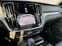 Volvo V60 T6 Plug-in hybrid AWD Ultra Dark | Panoramadak | Head-up Display | Harman Kardon | Leder | Adaptieve Cruise Control | Trekhaak |