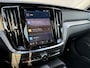 Volvo V60 T6 Plug-in hybrid AWD Ultra Dark | Panoramadak | Head-up Display | Harman Kardon | Leder | Adaptieve Cruise Control | Trekhaak |