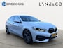 BMW 1-Serie Business Edition Plus Sportstuur | Sportstoelen | Parkeersensoren voor en achter | Achteruitrijcamera | Autonoom parkeren |