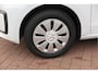 Volkswagen Up! 1.0 49kw 66pk Active Cruisecontrol , Stoelverwarming , Navi via App, Achteruitrijcamera , Parkeersensoren , DAB+ radio , Multifunctioneel stuurwiel.etc.