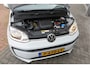 Volkswagen Up! 1.0 49kw 66pk Active Cruisecontrol , Stoelverwarming , Navi via App, Achteruitrijcamera , Parkeersensoren , DAB+ radio , Multifunctioneel stuurwiel.etc.