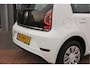 Volkswagen Up! 1.0 49kw 66pk Active Cruisecontrol , Stoelverwarming , Navi via App, Achteruitrijcamera , Parkeersensoren , DAB+ radio , Multifunctioneel stuurwiel.etc.