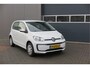 Volkswagen Up! 1.0 49kw 66pk Active Cruisecontrol , Stoelverwarming , Navi via App, Achteruitrijcamera , Parkeersensoren , DAB+ radio , Multifunctioneel stuurwiel.etc.