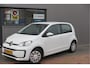 Volkswagen Up! 1.0 49kw 66pk Active Cruisecontrol , Stoelverwarming , Navi via App, Achteruitrijcamera , Parkeersensoren , DAB+ radio , Multifunctioneel stuurwiel.etc.