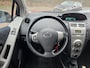 Toyota Yaris 1.3 VVTi Sol | 2E EIGENAAR | 12MND GARANTIE | AIRCO | ELEC RAMEN | NW APK |