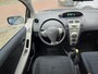 Toyota Yaris 1.3 VVTi Sol | 2E EIGENAAR | 12MND GARANTIE | AIRCO | ELEC RAMEN | NW APK |