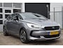 DS 5 THP 165pk Performance Line Automaat | Navigatiesysteem | Apple Carplay & Android Auto | Airco ECC | Afneembare Trekhaak (max aanhangergewicht 1400kg!) | Achteruitrijcamera | Parkeersensoren voor en achter | Dodehoek Detectie | Keyless | Panoramische paneeldaken voor en achter | Alarm | Origineel Nederlandse Auto | Zeer Compleet!!