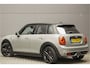 MINI Cooper Mini 1.5 Serious Business 5DRS JCW Interieur Navi 17"