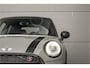 MINI Cooper Mini 1.5 Serious Business 5DRS JCW Interieur Navi 17"