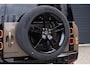 Land Rover Defender 110 2.0 P300e 110 X-Dynamic HSE | HNP € 120.744,- | Verwarmd stuur | 22 inch | Head up Display | Black Pack