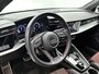 Audi A3 Sportback 30 TFSI S edition 110 PK | S-line | Automaat | Cruise Control | Climate Control | Stoelverwarming | Virtual Cockpit | LED Matrix | Lichtmetalen velgen | Privacy glass |