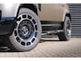 Land Rover Defender 110 2.0 P300e 110 X-Dynamic SE HNP € 129.477 / 22 inch Octa STYLE / Matt Frozen Bronze  / Sidesteps zwart