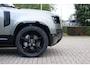 Land Rover Defender 110 2.0 P300e 110 X-Dynamic HSE | HNP € 121.397 | 22" | Black Pack | Panoramadak | Koelvak