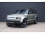 Land Rover Defender 110 2.0 P300e 110 X-Dynamic HSE | HNP € 121.397 | 22" | Black Pack | Panoramadak | Koelvak