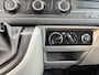 Volkswagen Transporter Kombi 2.0 TDI L1H1 BTW en BPM VRIJ!! 9-Persoons Airco Cruise control Trekhaak 2500 kg trekgewicht Buitenspiegels elektrisch verstel- en verwarm baar Parkeerhulp vóór en achter, Voorstoelen in hoogte verstelbaar