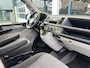 Volkswagen Transporter Kombi 2.0 TDI L1H1 BTW en BPM VRIJ!! 9-Persoons Airco Cruise control Trekhaak 2500 kg trekgewicht Buitenspiegels elektrisch verstel- en verwarm baar Parkeerhulp vóór en achter, Voorstoelen in hoogte verstelbaar