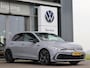 Volkswagen Golf 1.5 TSI 131 R-Line | Trekhaak | Navigatie | IQ Light | App Connect | Camera | ACC | Stoel + Stuurverwarming | Sfeerverlichting | 18'' LM |