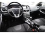 Volvo V40 1.6 T2 Momentum TREKHAAK CRUISE CLIMA NAVI DIGITAL-DASH PDC LMV NAP NETTE-AUTO R-DESIGN-LMV!