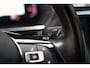 Volkswagen Tiguan Allspace 1.5 TSI R Line Highline Aut. [ Panorama LED Trekhaak Stoel-en stuurverwarming ]