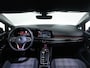 Volkswagen Golf GTI 2.0 TSI 245 PK DSG | LED Matrix | Harman Kardon | 19 Inch | Side Assist | Achteruitrijcamera |