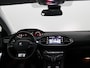 Peugeot 308 1.2 PureTech Allure automaat, trekhaak, pano dak, navi, cruisecontr, airco, pdc, achteruitrijcamera, Buitenspiegels elektrisch verstel- en verwarmbaar De Peugeot 308 1.2 PureTech Allure automaat is een stijlvolle en moderne hatchback die comfort, technologie en rijplezier mooi combineert. De efficiënte 1.2-liter turbomotor levert vlotte pre