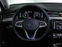 Volkswagen Passat Variant GTE 1.4 TSI PHEV 218 PK DSG Business | LED Matrix IQ | Stoelverwarming | Trekhaak | Head-Up | Achteruitrijcamera | Keyless  |