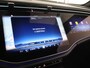 Mercedes-Benz E-klasse 300 e AMG Line | Night | Hyperscreen | Digital Light | Trekhaak | Verlichte grill | Memory |