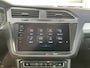 Volkswagen Tiguan 1.5 TSI 130pk Comfortline Business Airco cruise controle Digitaal display Elektrische achterklep Apple carplay Navigatiesysteem Keyless start Achterruitrij camera Stuurwielbediening