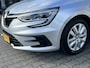 Renault Megane Estate 1.3 TCe Airco Cruise control Parkeersensoren voor en achter Telefoonverbinding Stuurwielbediening 5-Persoons Navigatiesysteem