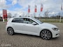 Volkswagen Golf 1.0 TSI Highline Business R