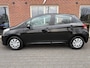 Toyota Yaris 1.0 VVT-i Now NIEUWE APK / AIRCO / TREKHAAK