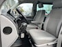 Volkswagen Transporter 2.0 TDI L1H1 DC Invalide aanpassing 2x schuifdeur Airco Cruise controle Parkeersensoren voor en achter Euro 4 DC Bpm vrij voor particulier gebruik!! Oprijplaat