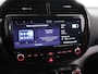 Kia e-Soul ExecutiveLine 64 kWh | Trekhaak | Harman/Kardon Audio | Head Up display | Adaptieve Cruise Control | Stoelverwarming | Navigatie | Achteruitrijcamera | Apple Carplay