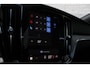 Volvo V60 2.0 T8 Plug-in hybrid AWD Ultra Perf. Ed. Dark | Nappa leder Charcoal | Polestar Engineered software | Panoramadak | Visual Park Assist | 6,4 kw Boordlader | Adaptive Cruise control | Pilot Assist | Premium Pack | Preconditioning met timer | Getinte ramen | Headup display | Full Led | Driver Assistance | Driver Awareness | 19" 5-Triple Spaaks Black Diamond Cut | Bowers & Wilkins Audiosysteem | Google Maps | Google Assistant | Blis | Elektrische achterklep | Stoelventilatie voor | Stoelmassage voor | Verwarmbaar stuurwiel | Keyless | Elektrisch verstelbare voorstoelen met geheugen | Lichting Pack | Stoelverwarming voor en achter | Apple Carplay | Volvo Car UX | Elektrisch bedienbare achterklep | Verlichtingspack 2