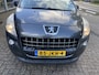 Peugeot 3008 1.6 THP Première