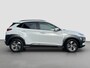 Hyundai Kona 1.6 GDI 141pk HEV Fashion Sky | Camera | Climate controle | Trekhaak | Schuifdak | Head-up display | Premium Audio | Dodehoek detectie | Carplay | Keyless entry | Parkeersensoren | Inklapbare spiegels